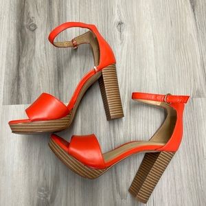 Nine West orange chunky heels with platform